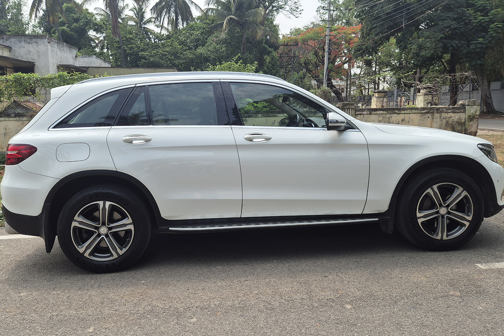 Mercedes-Benz GLC 220D Progressive photo 2
