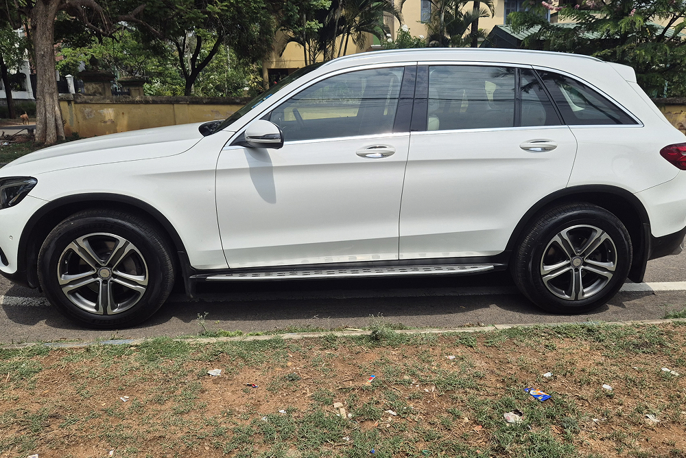 Mercedes-Benz GLC 220D Progressive photo 3