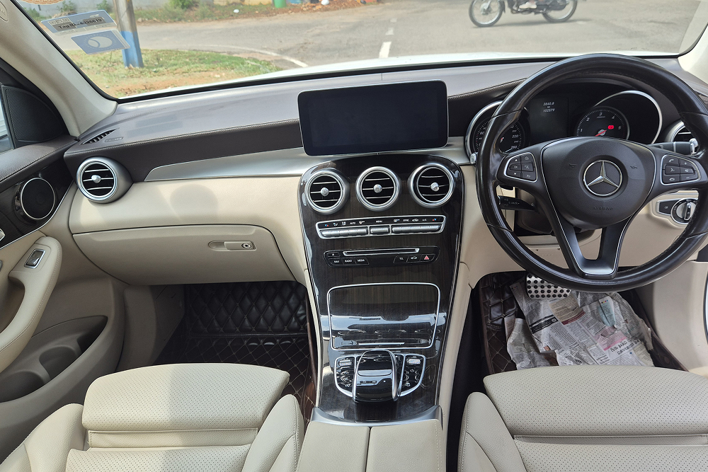 Mercedes-Benz GLC 220D Progressive photo 13